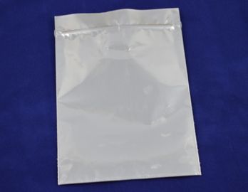 Papel de aluminio de empaquetado sellado apretón de la bolsa llana de la cremallera con la ventana clara